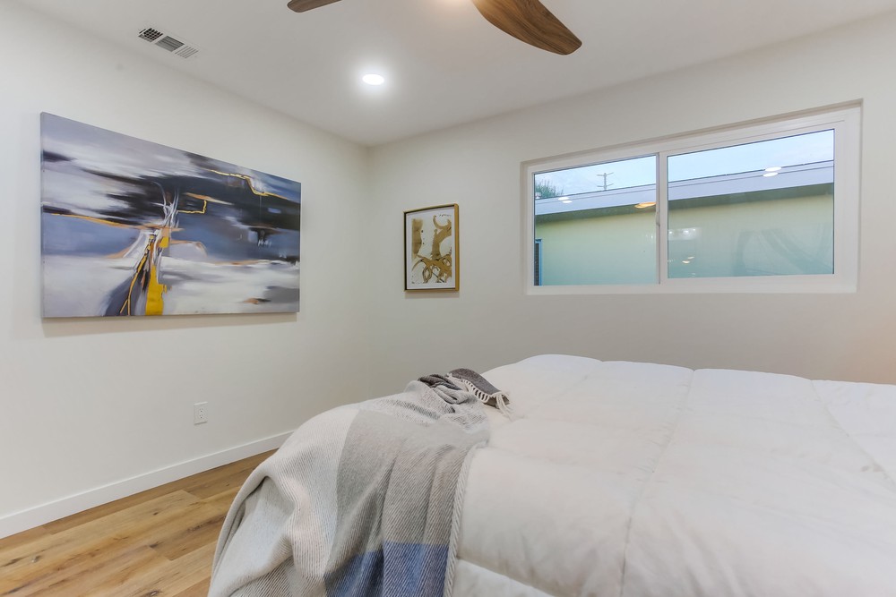 Virtual tour photo 33 of 72 for 3862 Martha St