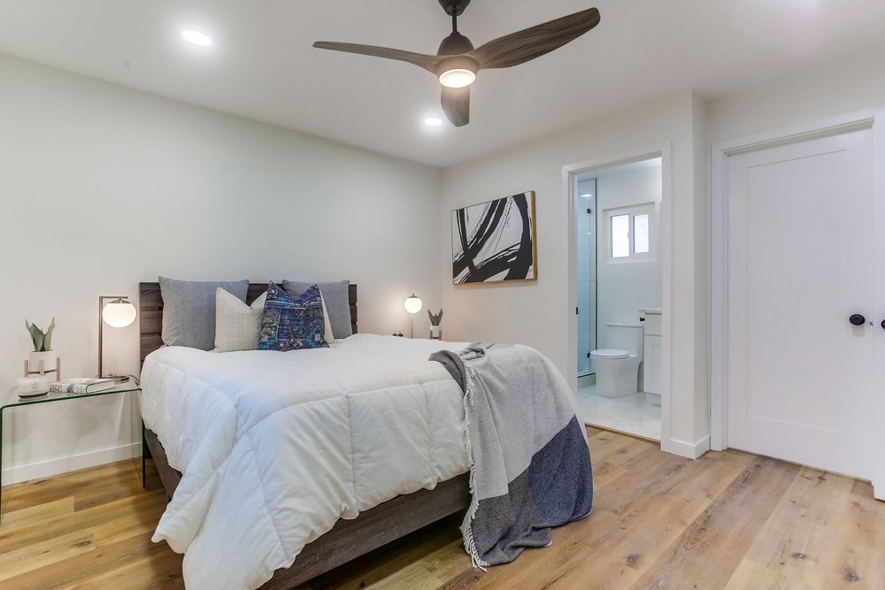 Virtual tour photo 34 of 72 for 3862 Martha St