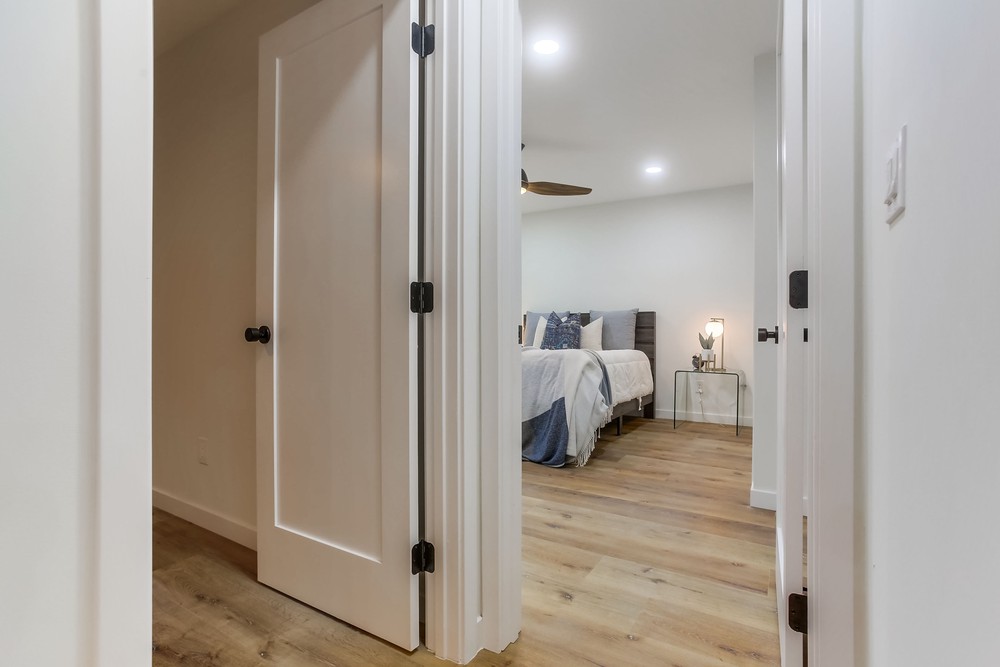 Virtual tour photo 36 of 72 for 3862 Martha St