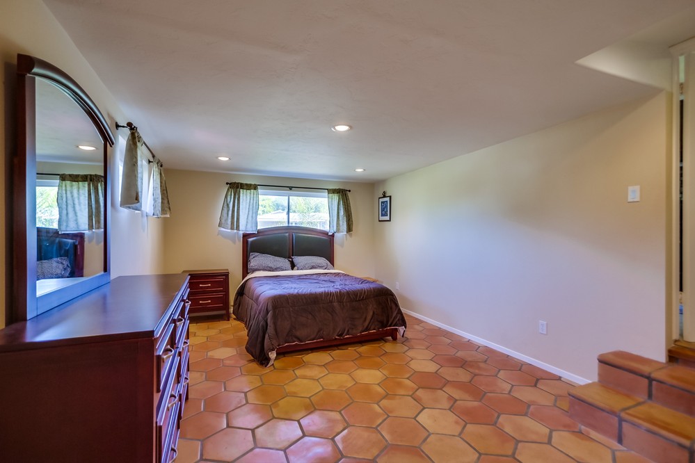 Virtual tour photo 24 of 54 for 3862 Tomahawk Lane