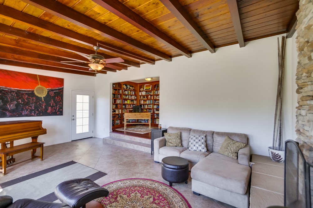 Virtual tour photo 40 of 54 for 3862 Tomahawk Lane