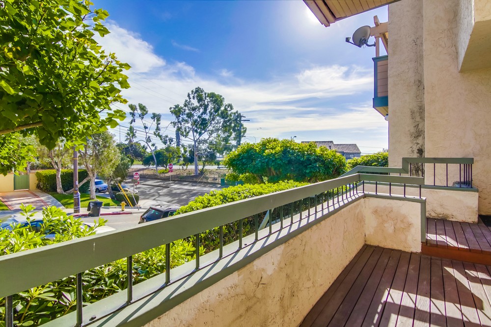 Virtual tour photo 12 of 71 for 3863 California St #2