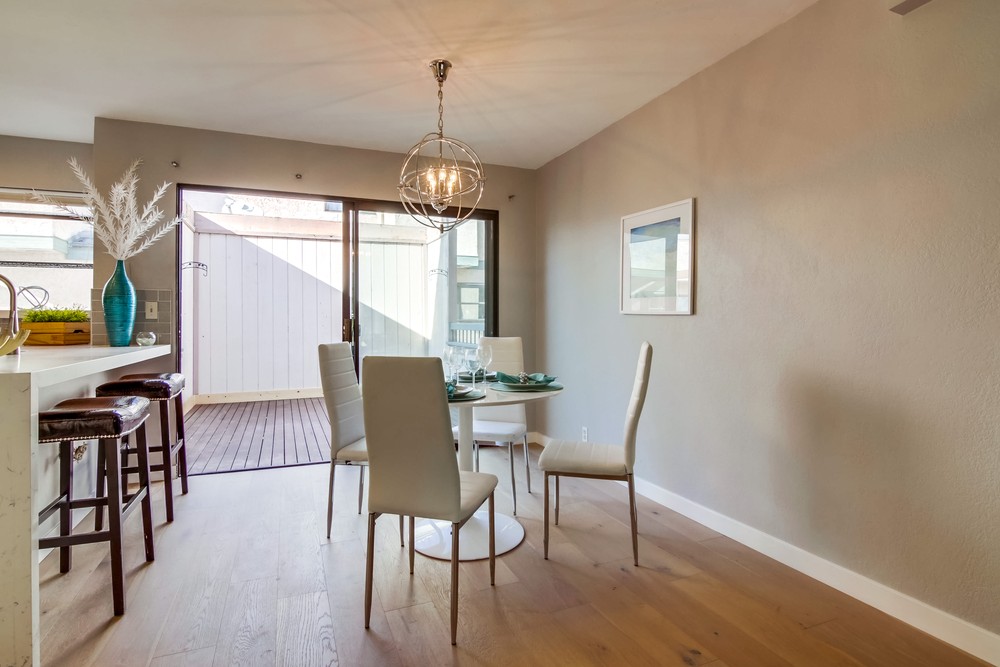 Virtual tour photo 24 of 71 for 3863 California St #2