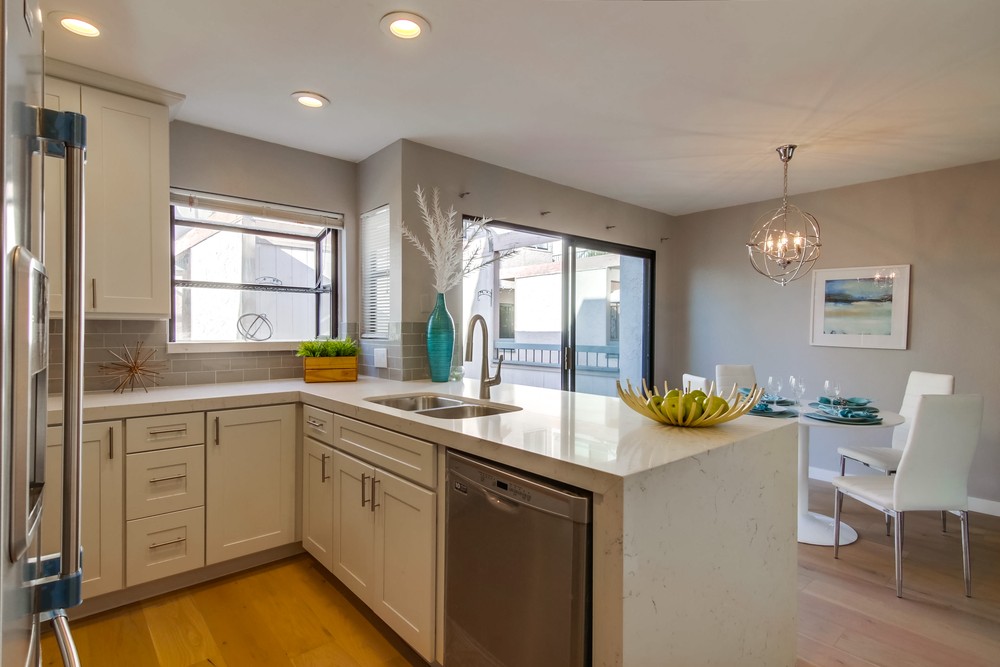 Virtual tour photo 38 of 71 for 3863 California St #2