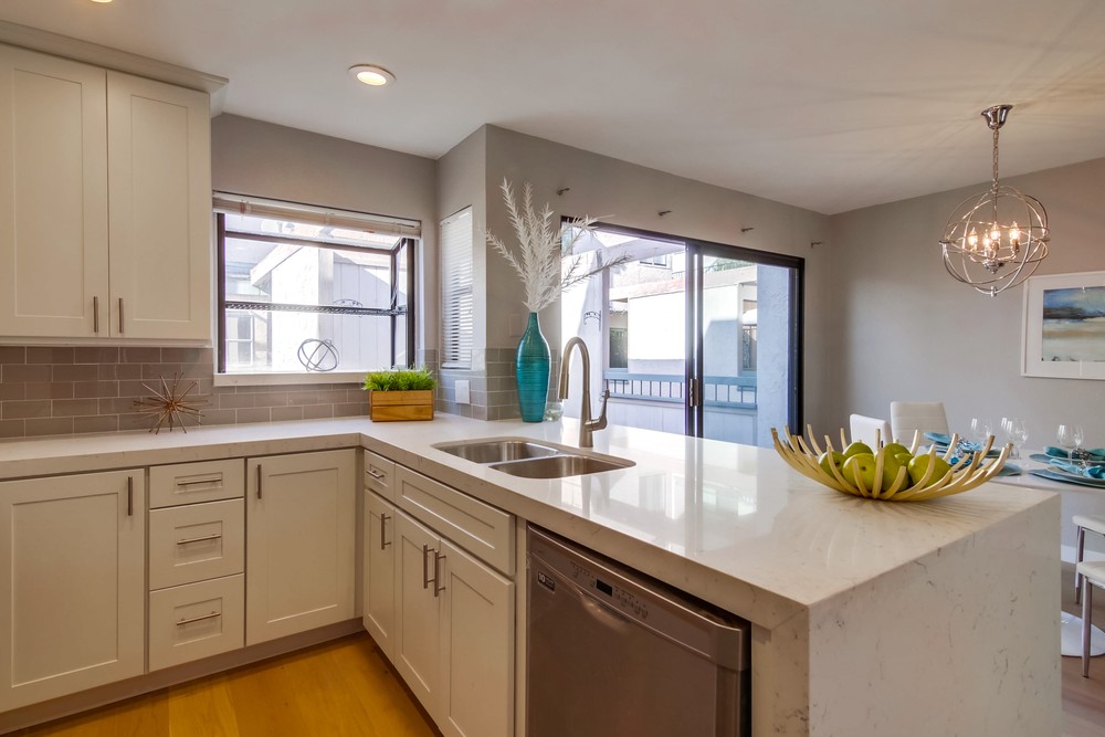 Virtual tour photo 39 of 71 for 3863 California St #2