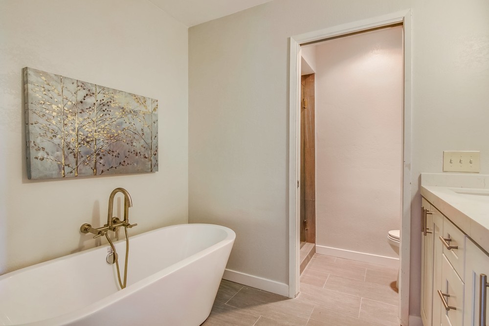 Virtual tour photo 56 of 71 for 3863 California St #2