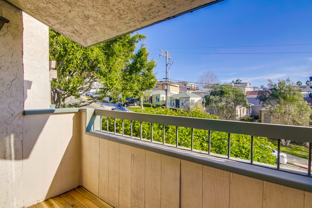 Virtual tour photo 61 of 71 for 3863 California St #2