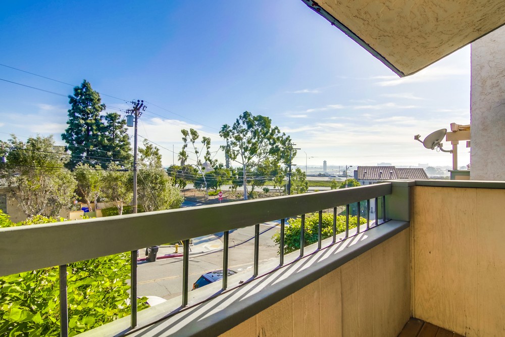Virtual tour photo 62 of 71 for 3863 California St #2