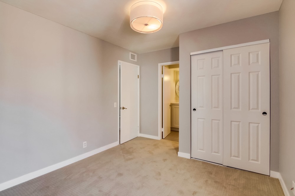 Virtual tour photo 66 of 71 for 3863 California St #2