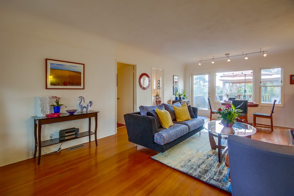 Virtual tour photo 11 of 68 for 3866 Belmont Ave