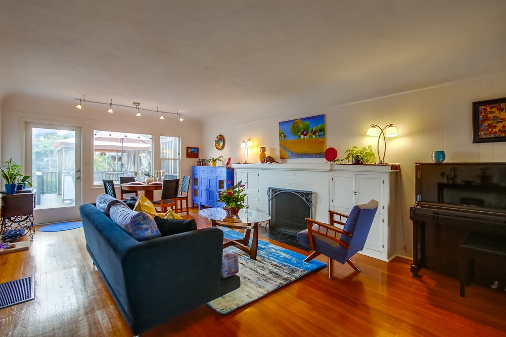 Virtual tour photo 12 of 68 for 3866 Belmont Ave