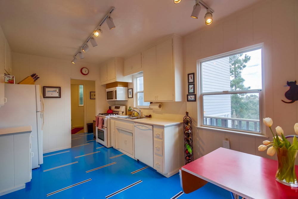 Virtual tour photo 19 of 68 for 3866 Belmont Ave
