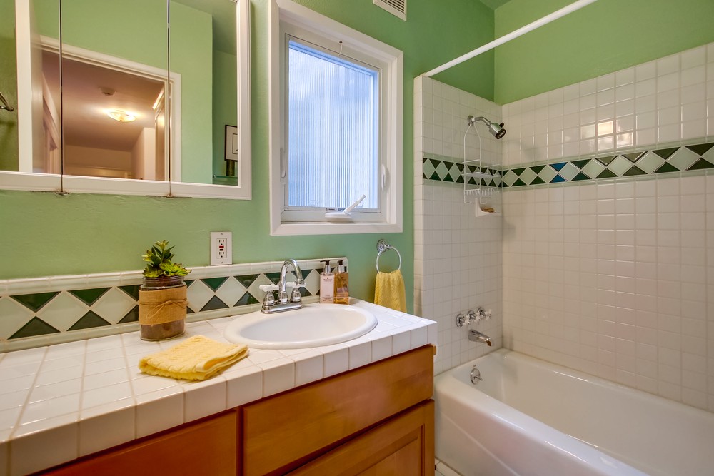 Virtual tour photo 36 of 68 for 3866 Belmont Ave