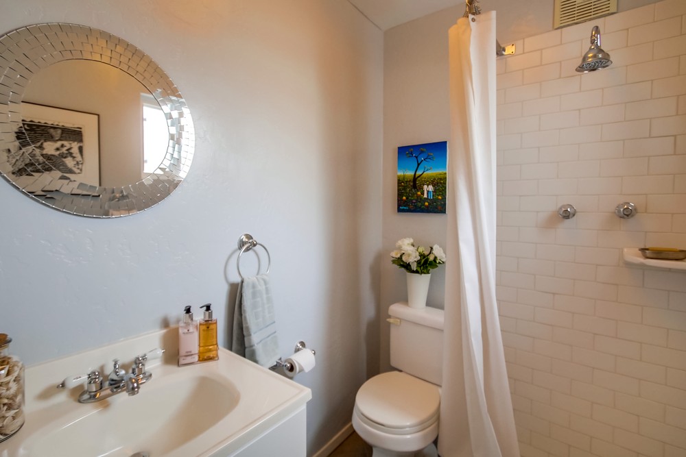 Virtual tour photo 41 of 68 for 3866 Belmont Ave