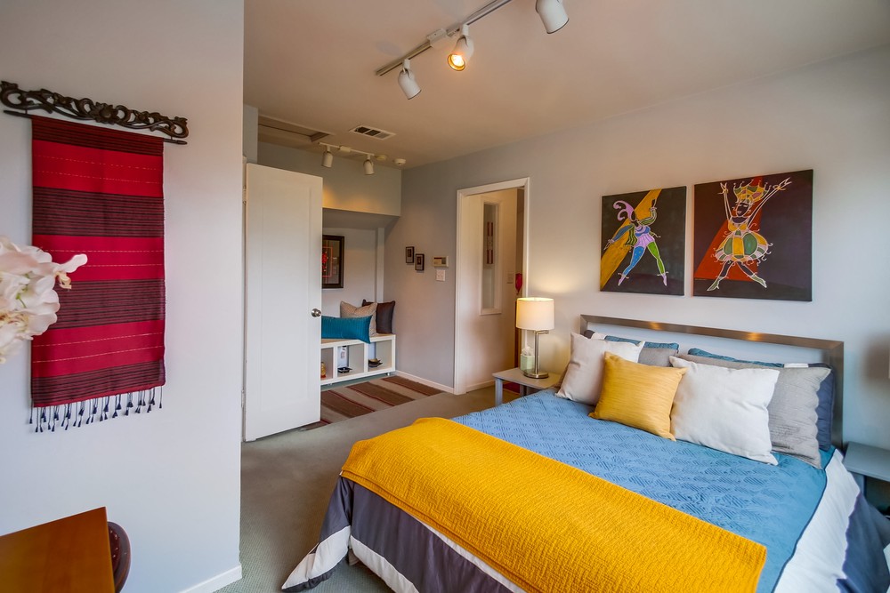Virtual tour photo 48 of 68 for 3866 Belmont Ave