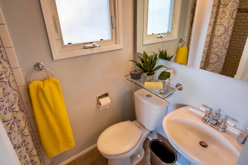 Virtual tour photo 50 of 68 for 3866 Belmont Ave