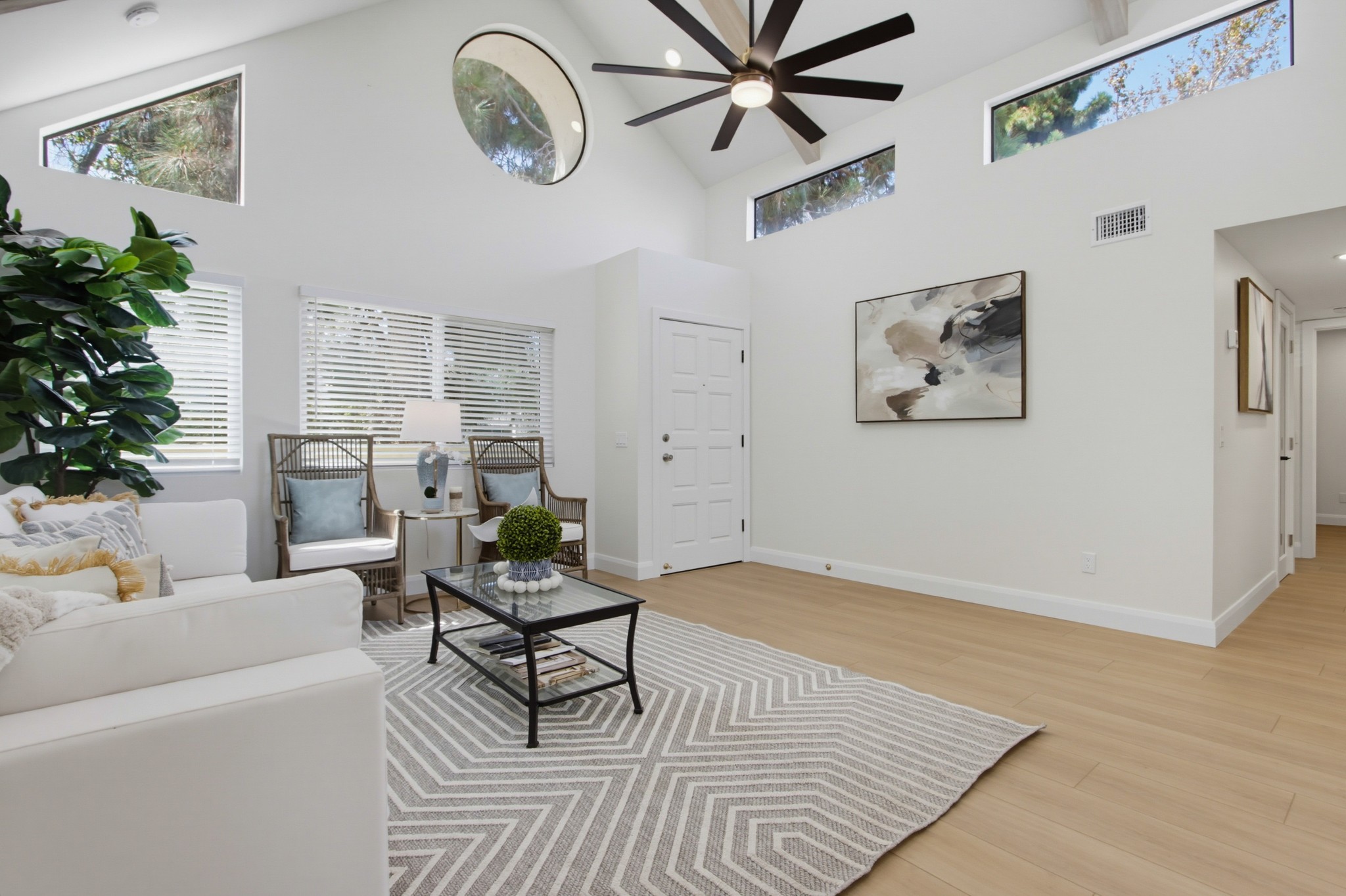 Virtual tour photo 9 of 43 for 387 N Melrose Dr Unit D