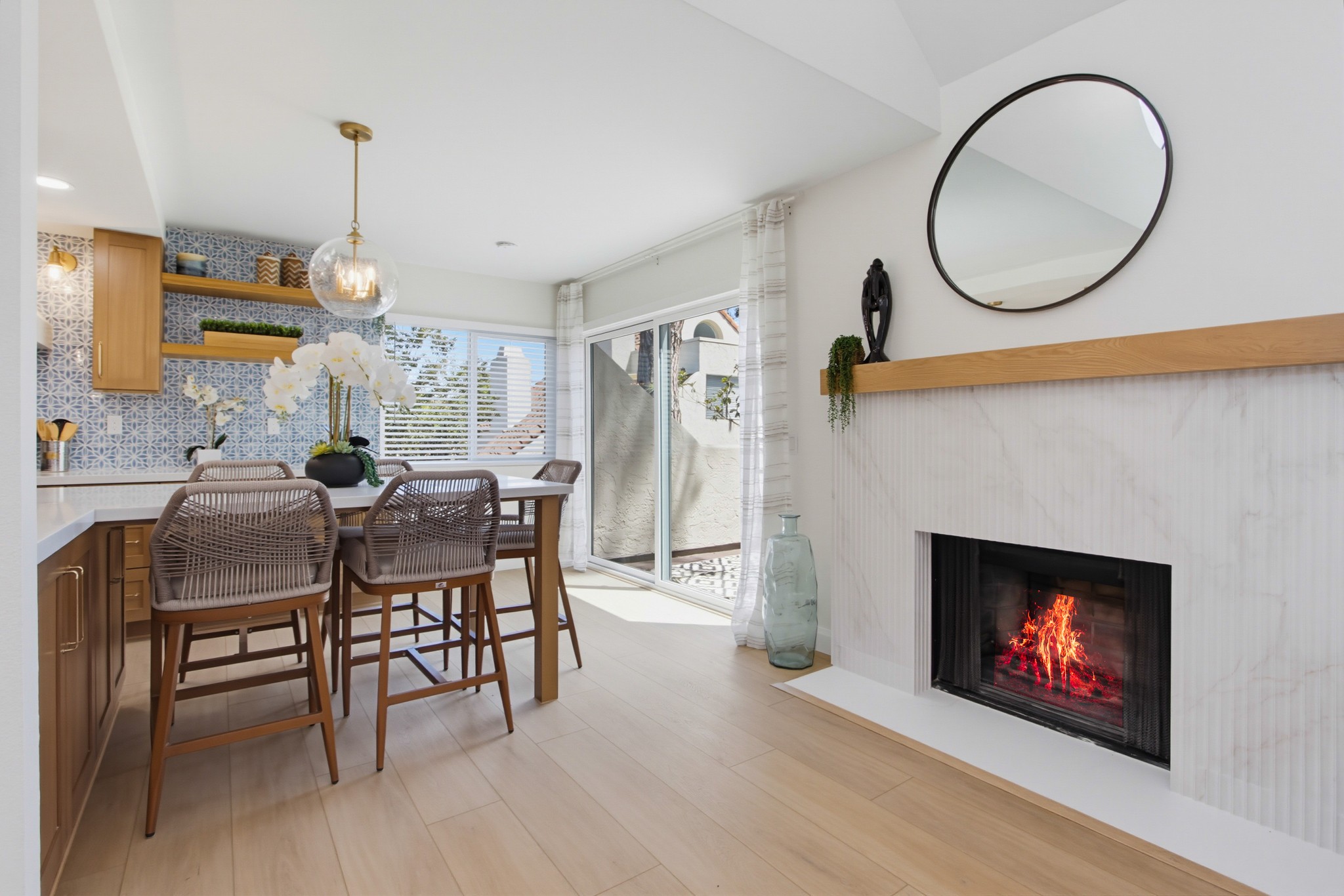 Virtual tour photo 14 of 43 for 387 N Melrose Dr Unit D