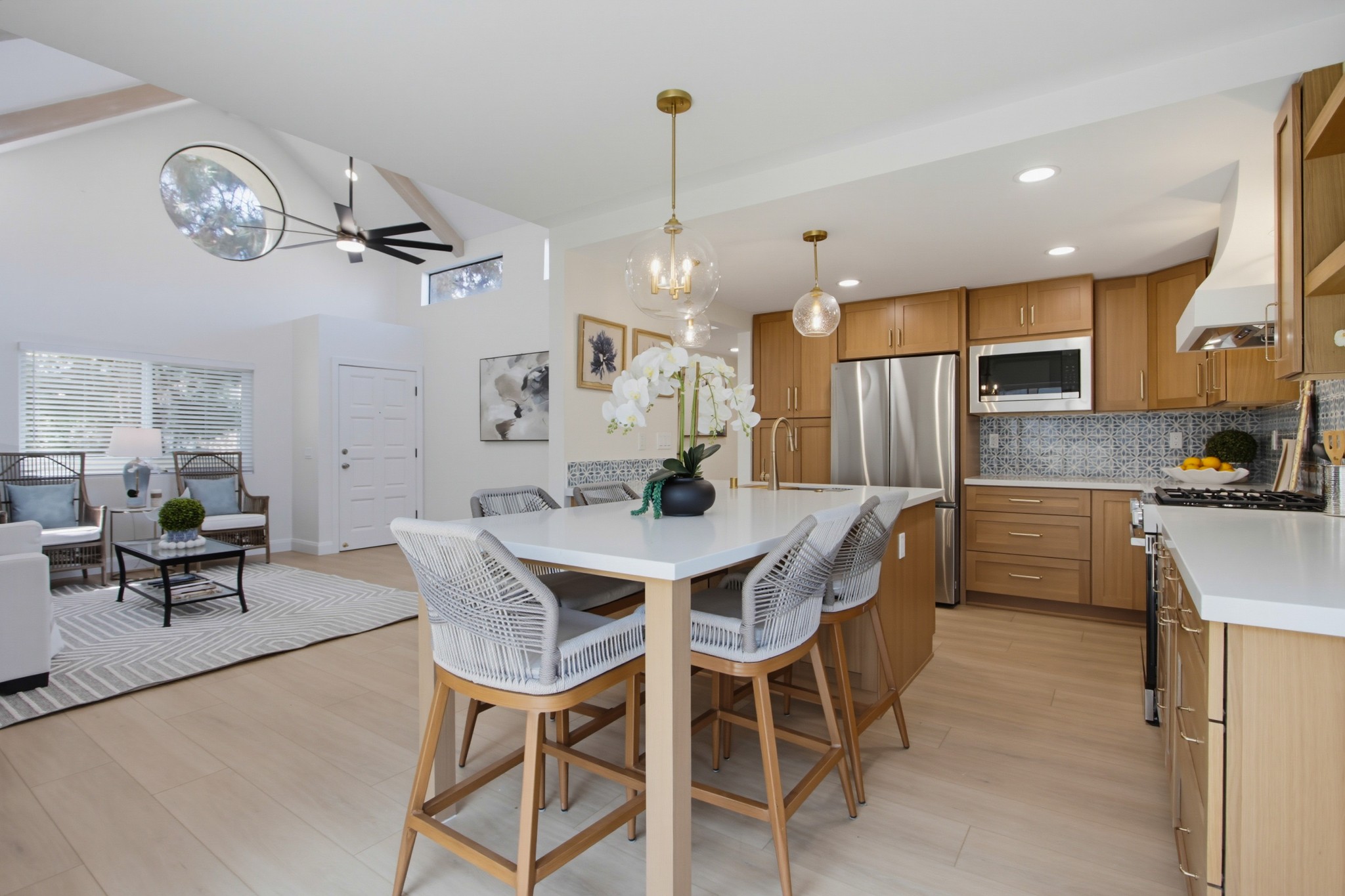 Virtual tour photo 16 of 43 for 387 N Melrose Dr Unit D