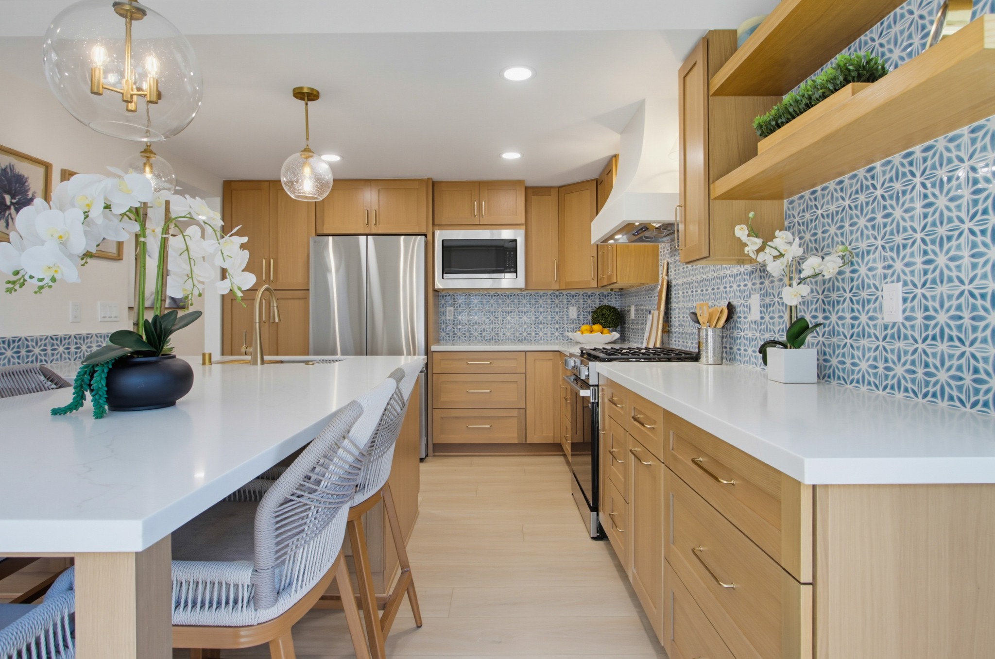 Virtual tour photo 17 of 43 for 387 N Melrose Dr Unit D