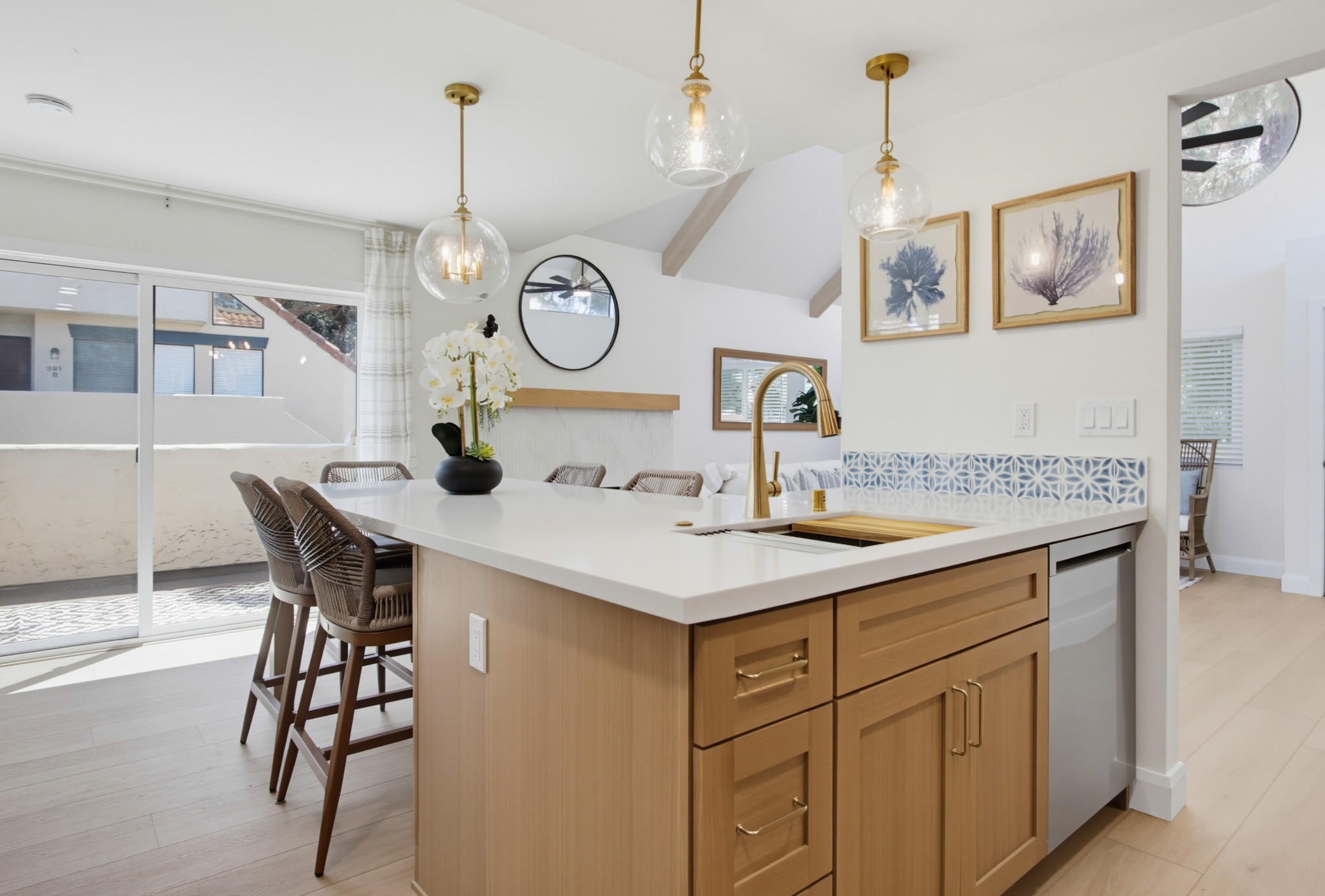 Virtual tour photo 21 of 43 for 387 N Melrose Dr Unit D