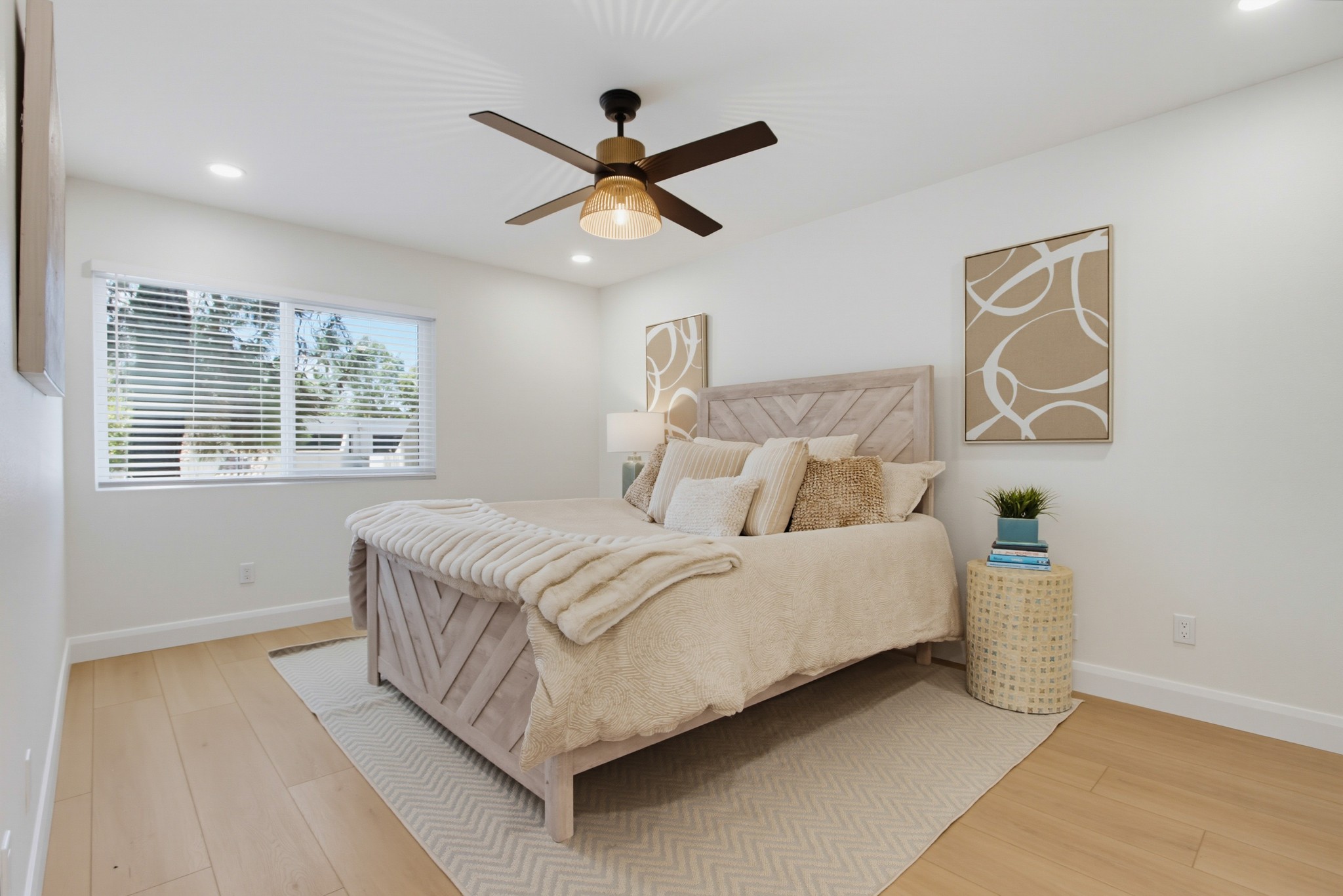 Virtual tour photo 25 of 43 for 387 N Melrose Dr Unit D