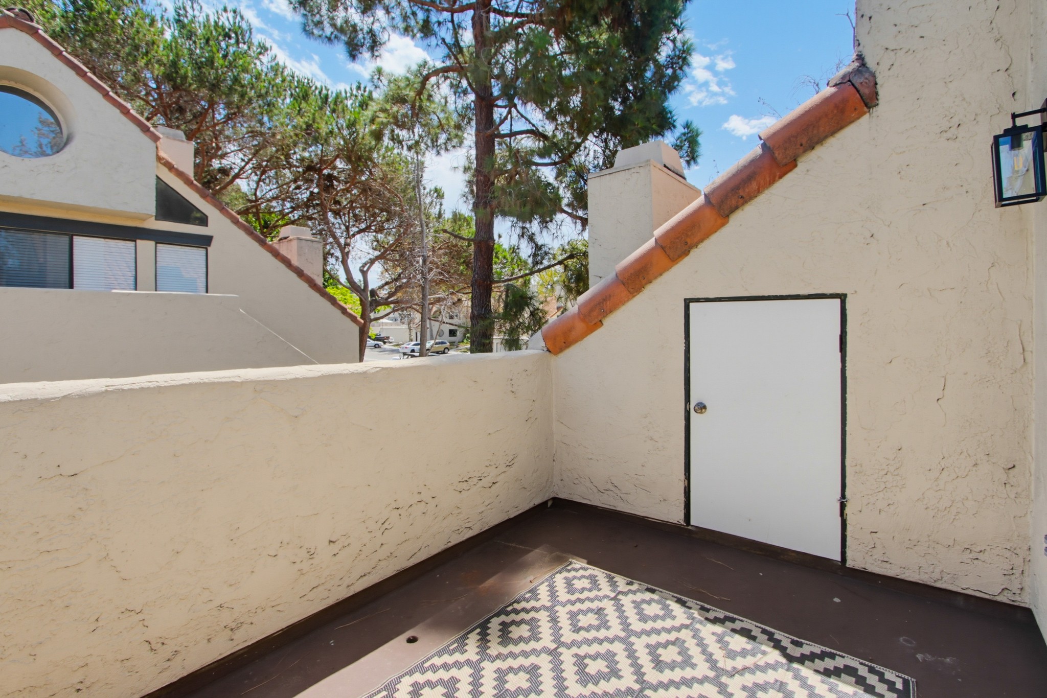 Virtual tour photo 40 of 43 for 387 N Melrose Dr Unit D