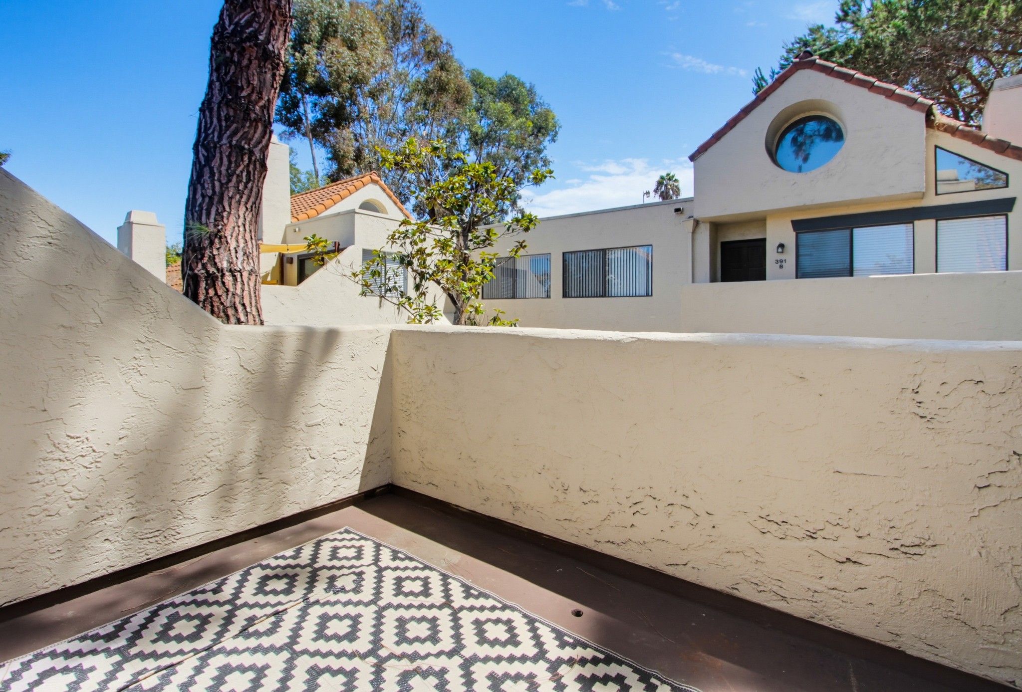 Virtual tour photo 41 of 43 for 387 N Melrose Dr Unit D