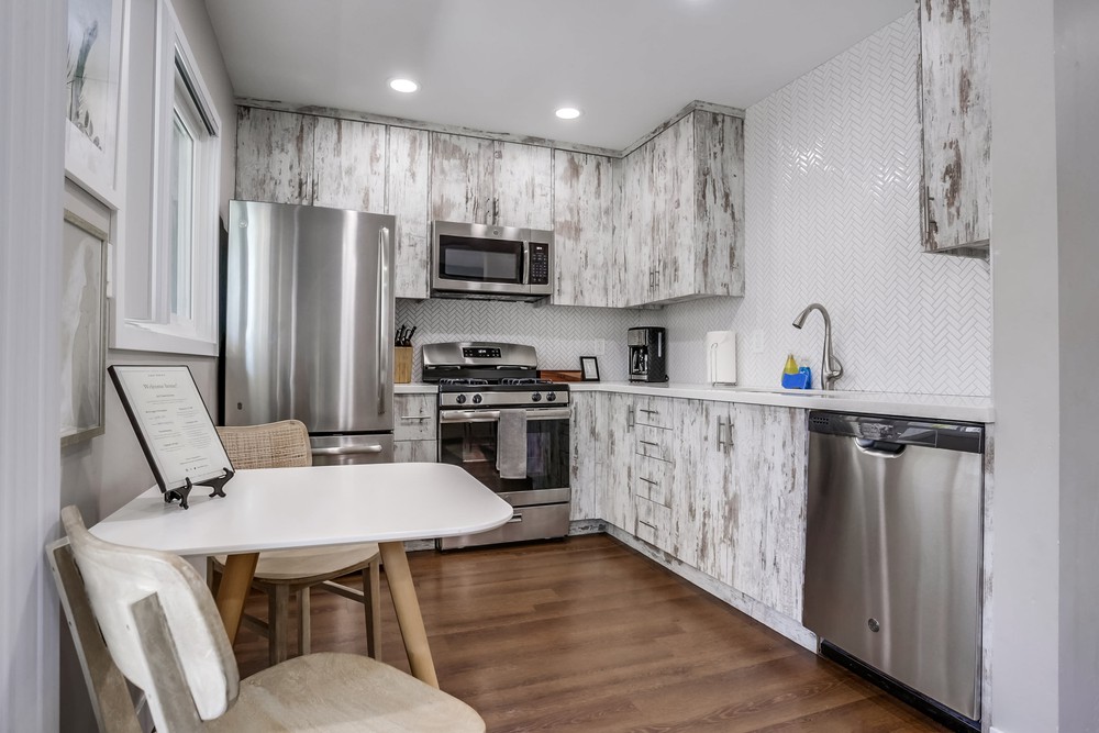 Virtual tour photo 9 of 34 for 3874 Bayside Ln #78