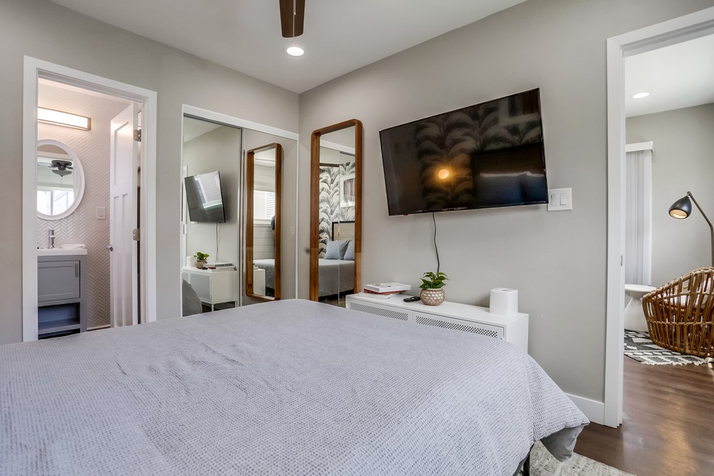 Virtual tour photo 24 of 34 for 3874 Bayside Ln #78