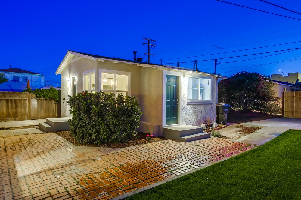 Virtual tour photo 3 of 26 for 3876 45th St