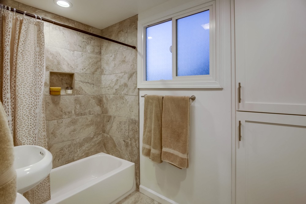 Virtual tour photo 21 of 26 for 3876 45th St