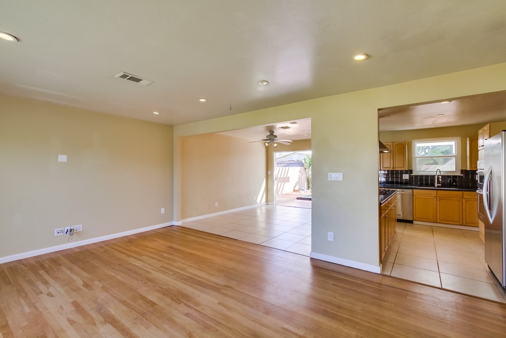 Virtual tour photo 7 of 28 for 3877 Ben St