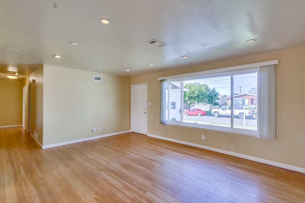 Virtual tour photo 9 of 28 for 3877 Ben St