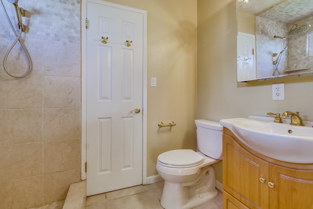 Virtual tour photo 15 of 28 for 3877 Ben St