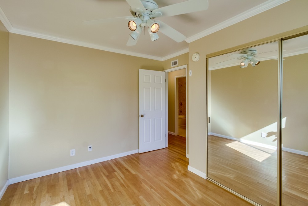 Virtual tour photo 20 of 28 for 3877 Ben St