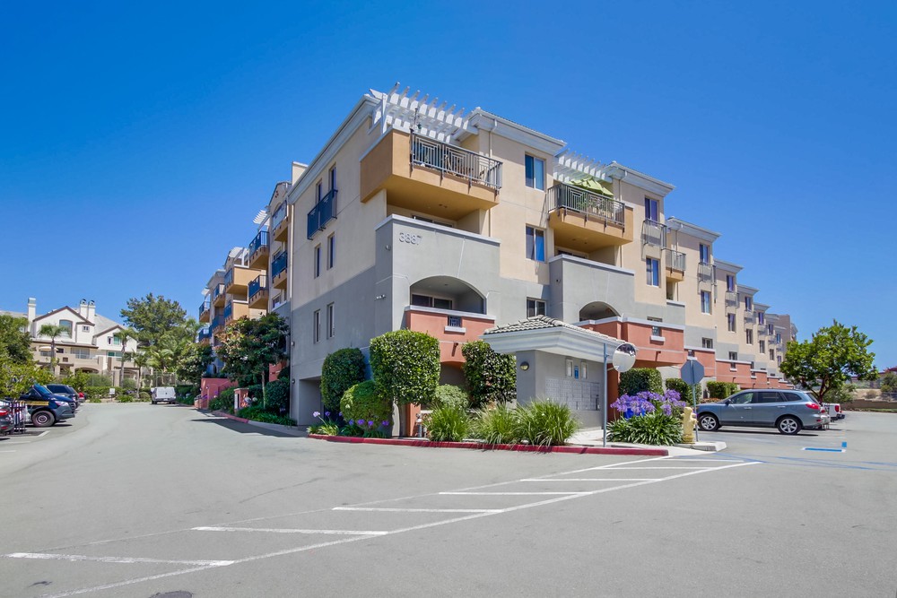 Virtual tour photo 1 of 41 for 3887 Pell Pl UNIT 106