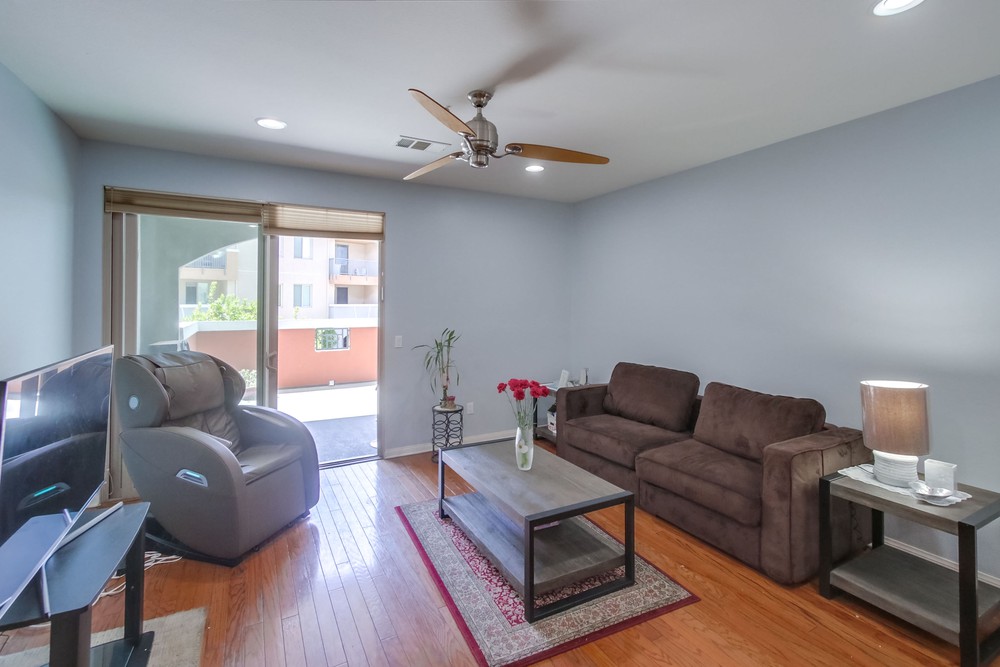 Virtual tour photo 14 of 41 for 3887 Pell Pl UNIT 106