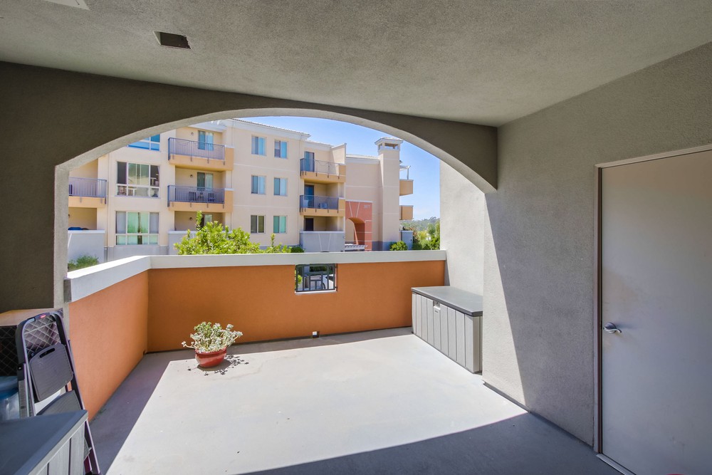 Virtual tour photo 34 of 41 for 3887 Pell Pl UNIT 106