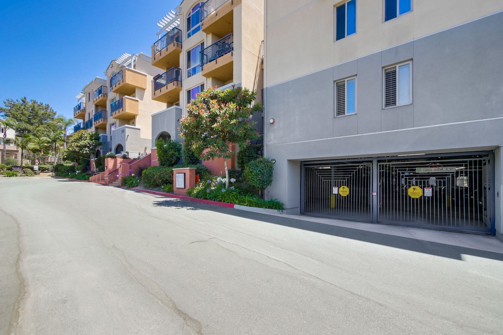 Virtual tour photo 42 of 41 for 3887 Pell Pl UNIT 106