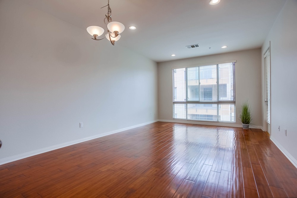 Virtual tour photo 5 of 25 for 3887 Pell Pl