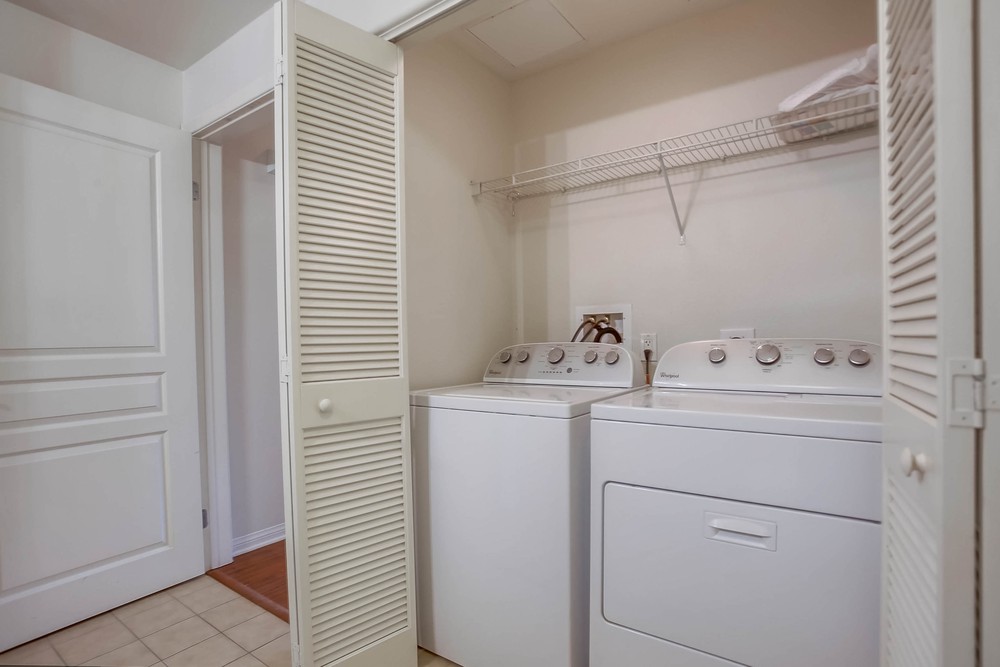 Virtual tour photo 22 of 25 for 3887 Pell Pl