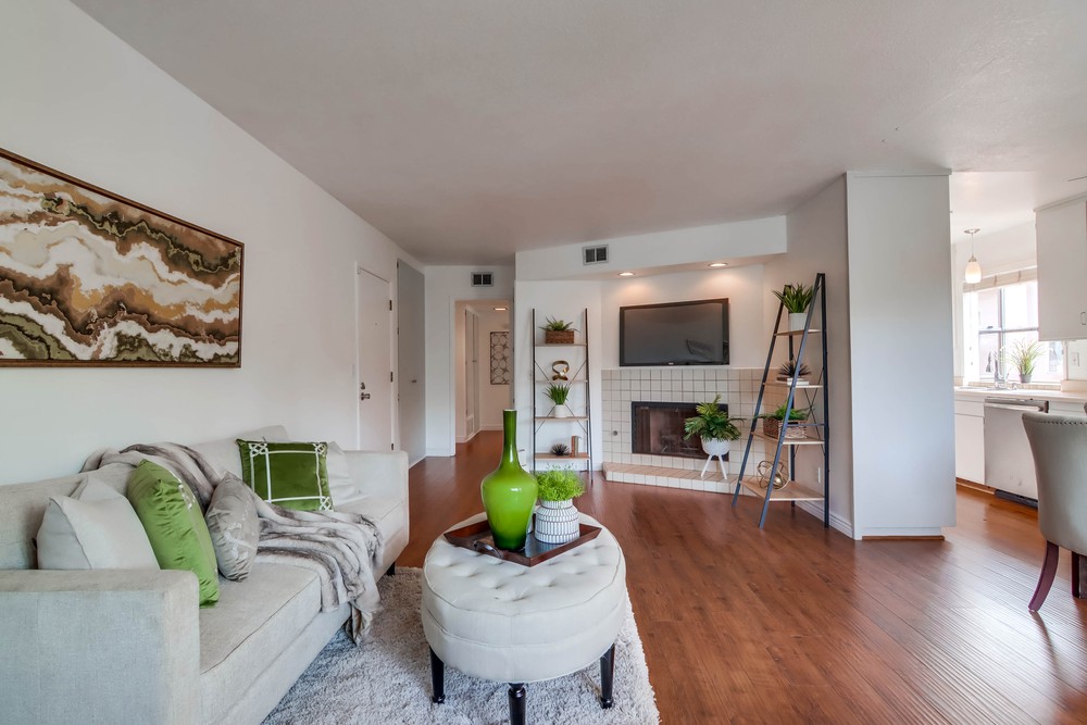 Virtual tour photo 11 of 39 for 3888 Groton St UNIT 4