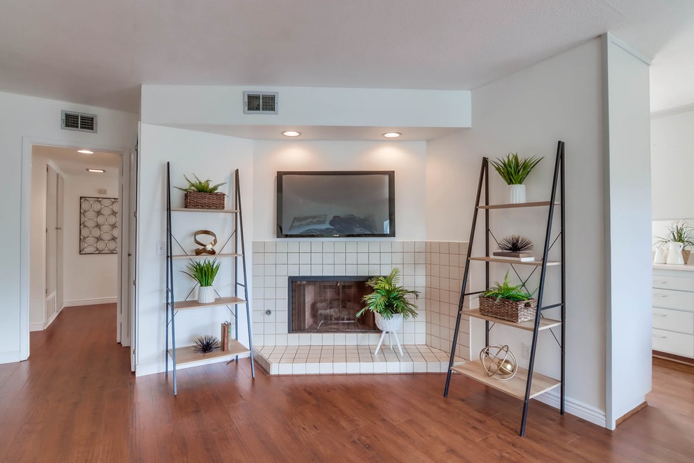 Virtual tour photo 14 of 39 for 3888 Groton St UNIT 4