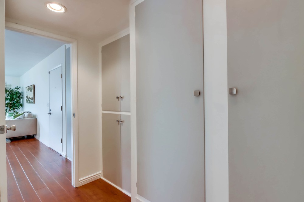 Virtual tour photo 27 of 39 for 3888 Groton St UNIT 4