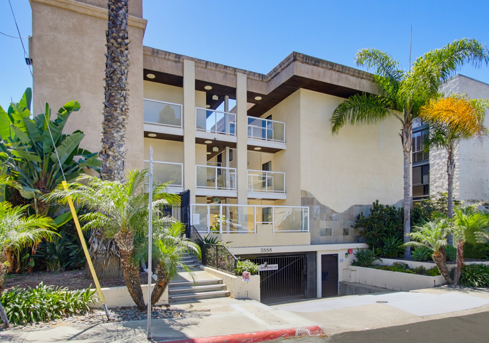 Virtual tour photo 3 of 80 for 3888 Riviera Dr