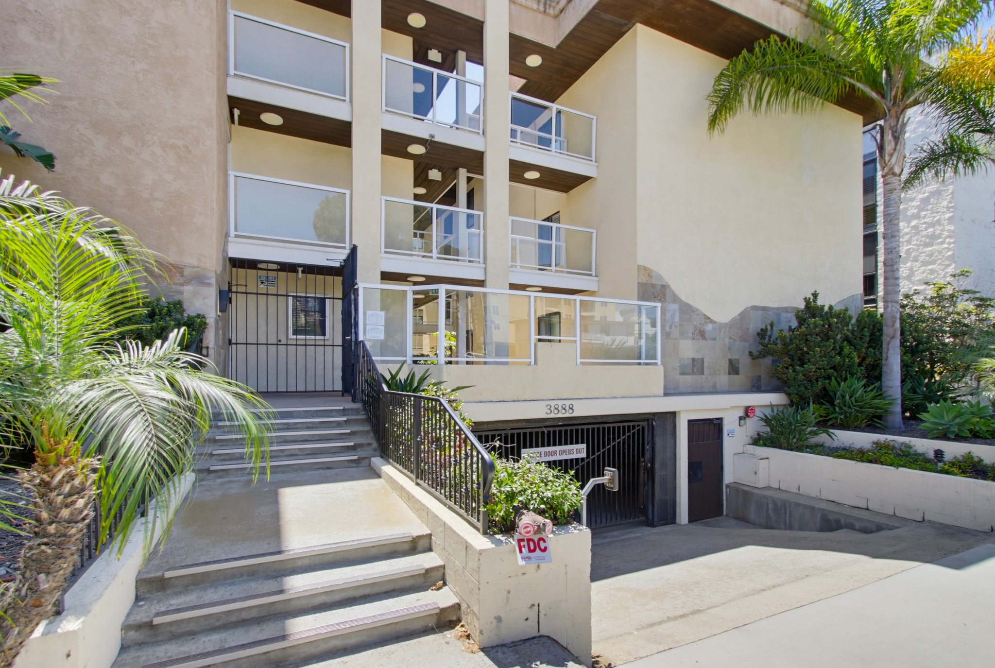 Virtual tour photo 5 of 80 for 3888 Riviera Dr
