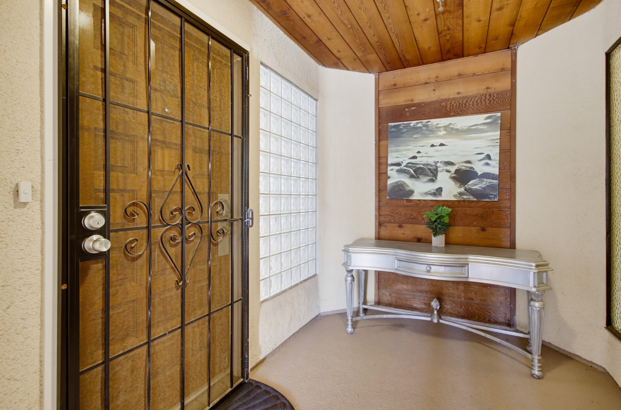 Virtual tour photo 8 of 80 for 3888 Riviera Dr