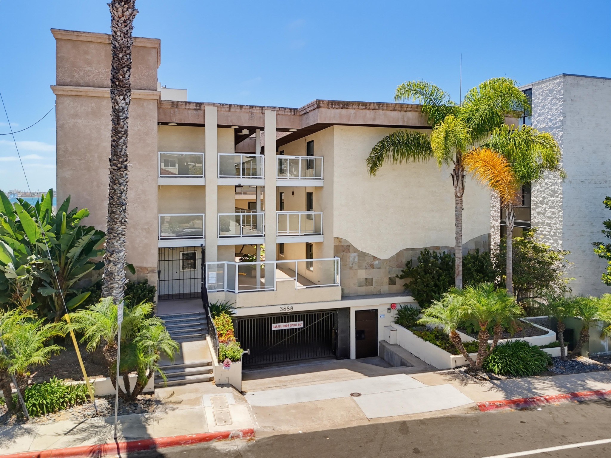 Virtual tour photo 50 of 80 for 3888 Riviera Dr