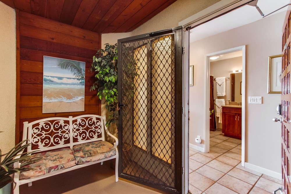 Virtual tour photo 6 of 48 for 3888 Riviera Drive #303